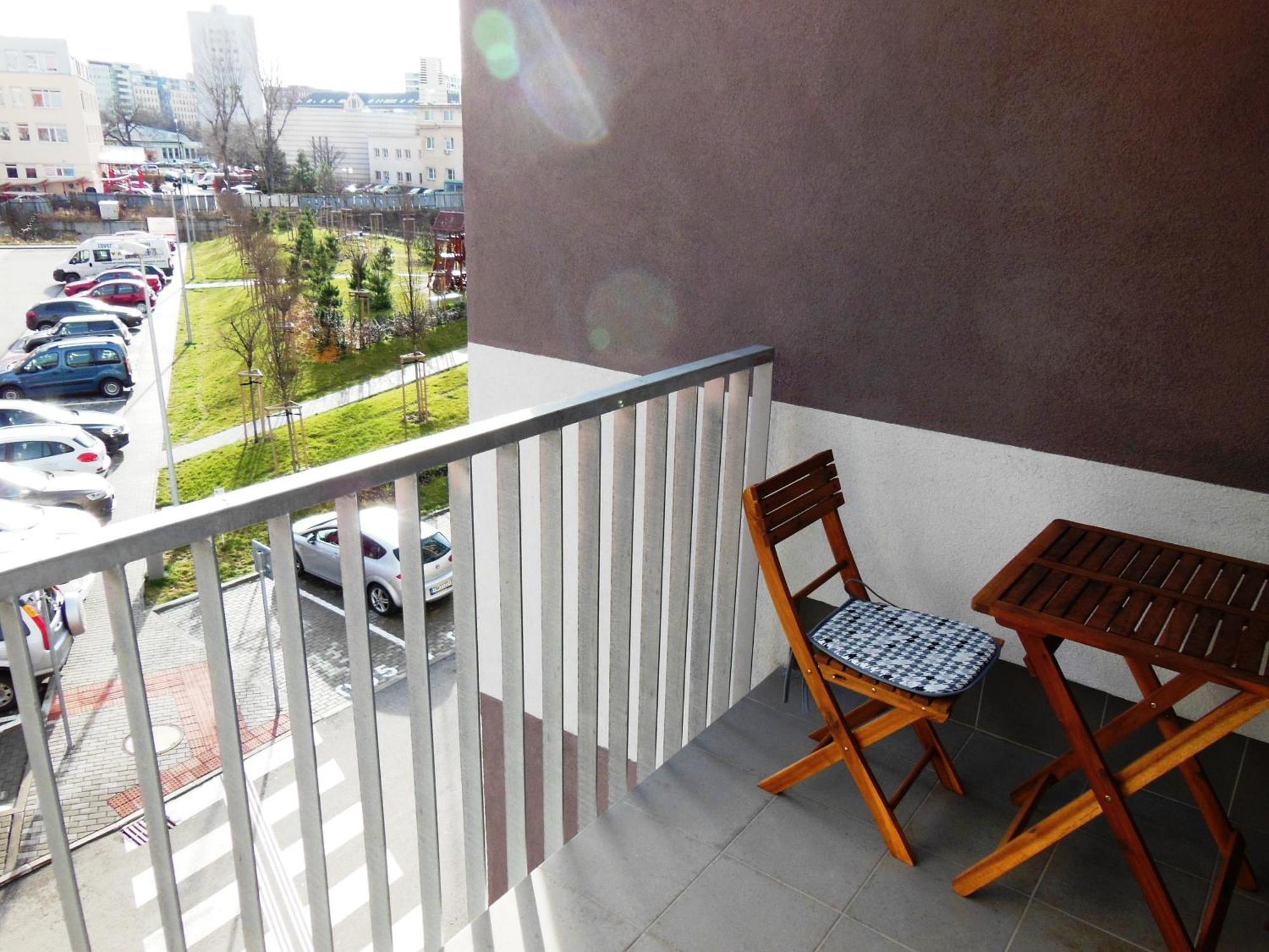 Apartman Bratislava City & Parking Exterior photo